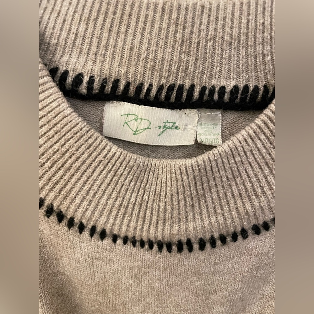 RD Style Tan with Black Stitching Details Sweater (Stitch Fix Exclusive) in XL - Picture 5 of 11